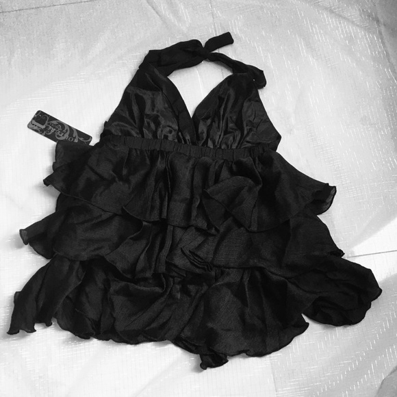 Black Halter and is very good for good ocassions!! - Picture 2 of 3